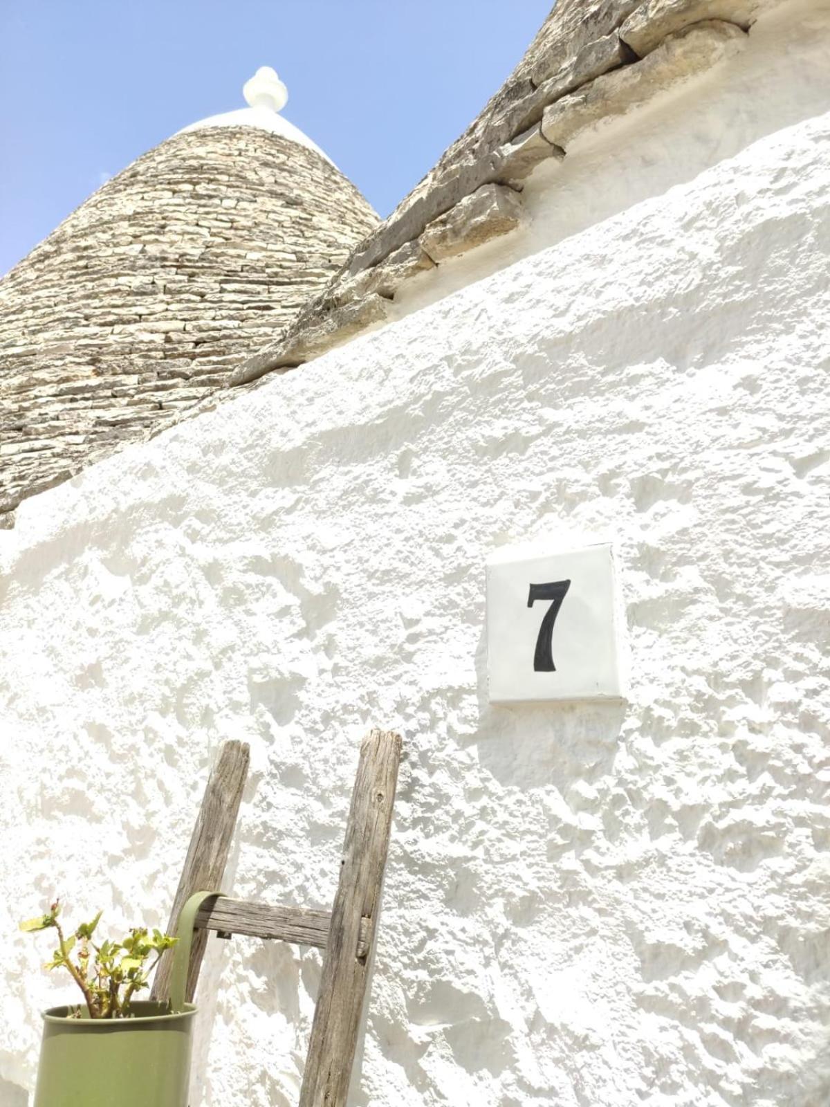 Вилла Trullo Al Vicoletto Al Civico 10, Civico 8, Civico 7 Альберобелло Экстерьер фото